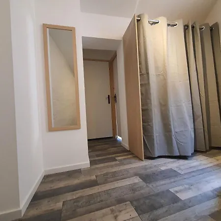 Meuble, Bord De Seine 아파트 *