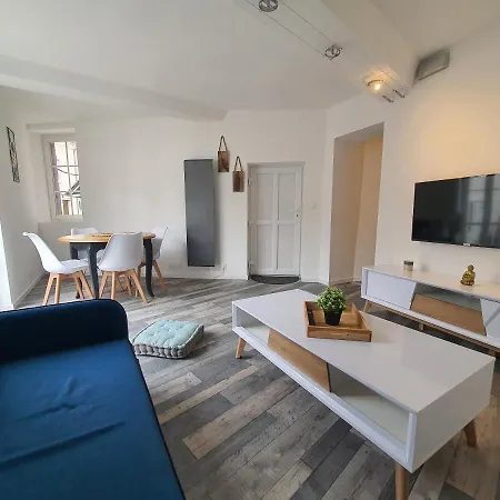 Meuble, Bord De Seine * Duclair